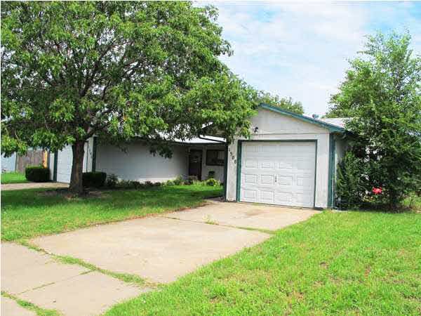 1508 E El Monte, Wichita, KS 67216