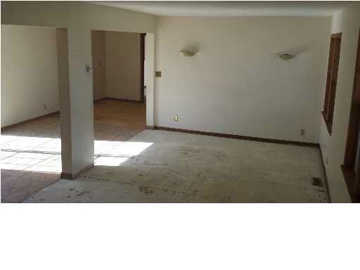 323 Morningside, Norwich, KS 67118