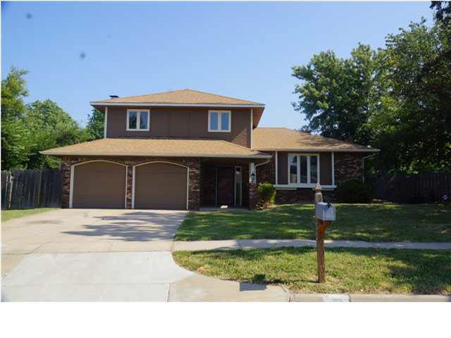 8322 E Chalet, Wichita, KS 67207