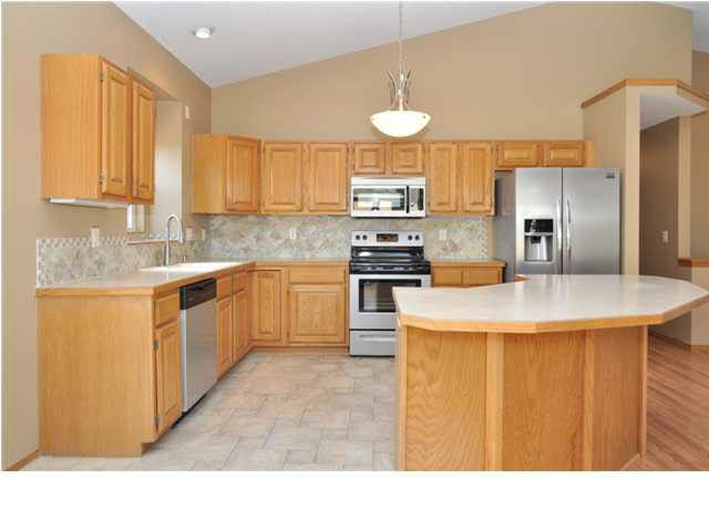 1007 Southcrest Dr, Derby, KS 67037