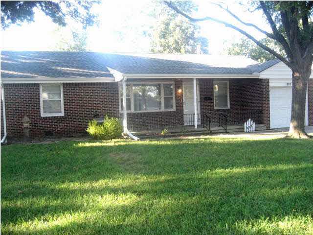3713 E Skinner, Wichita, KS 67218