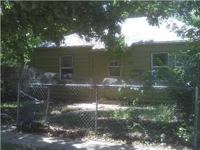 753 S Pershing, Wichita, KS 67218