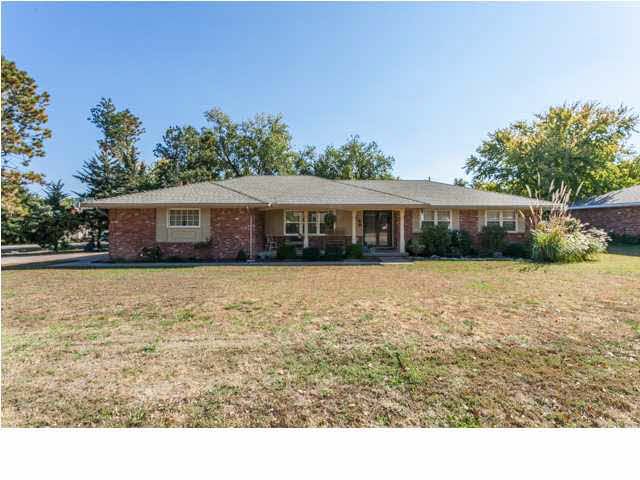 550 N Angle Ln, Andover, KS 67002