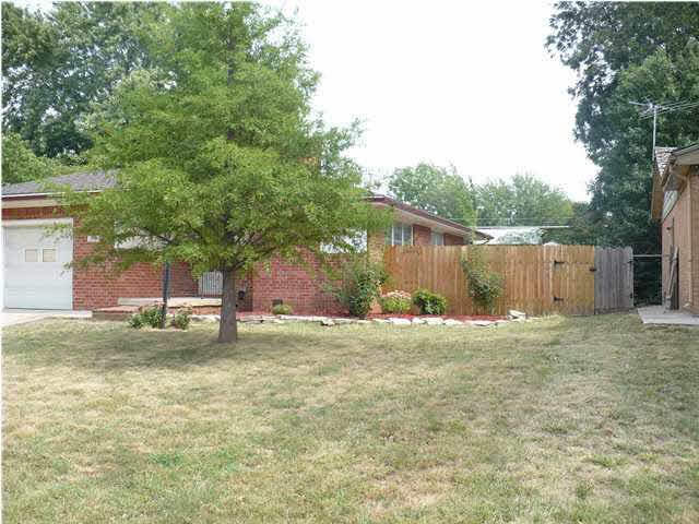 1022 S Eastern, Wichita, KS 67207
