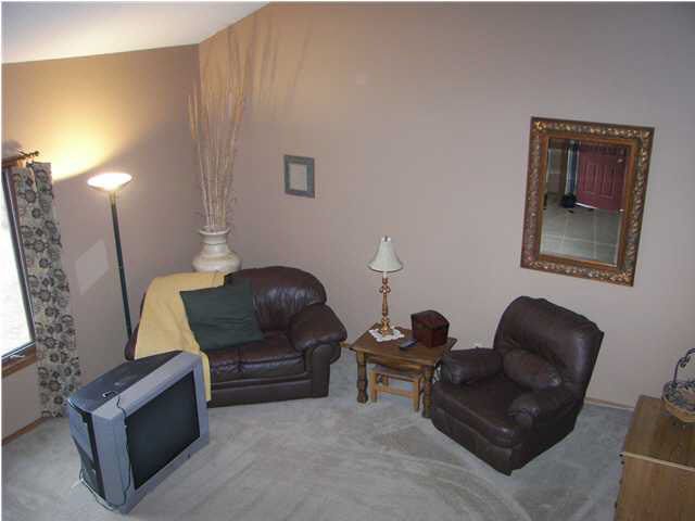 710 Rolling Hills, Clearwater, KS 67026