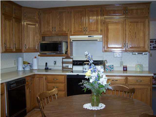 1015 W 4th St, Newton, KS 67114