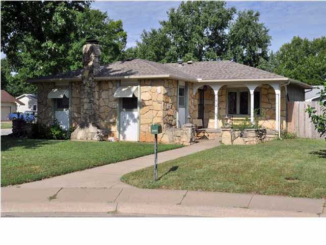 1414 Mundell Ct, Mulvane, KS 67110