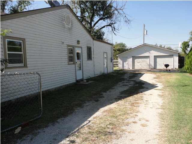 1925 S Exchange, Wichita, KS 67213