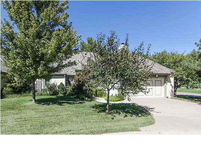 9013 E Woodspring St, Wichita, KS 67226