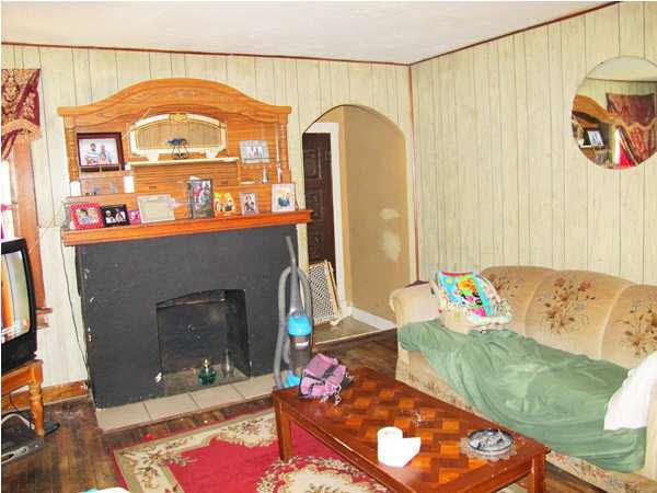 620 N Grove, Wichita, KS 67214