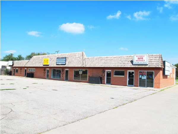 3122 S Seneca, Wichita, KS 67217