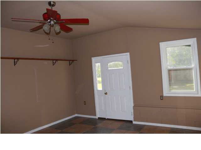 2908 W 7th, Winfield, KS 67156