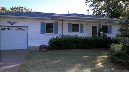 816 S Plum, Newton, KS 67114