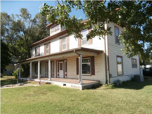 128 E 12th #130 E 12TH, Newton, KS 67114