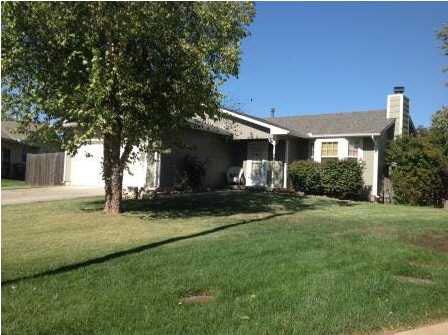 212 W Hunter, Derby, KS 67037