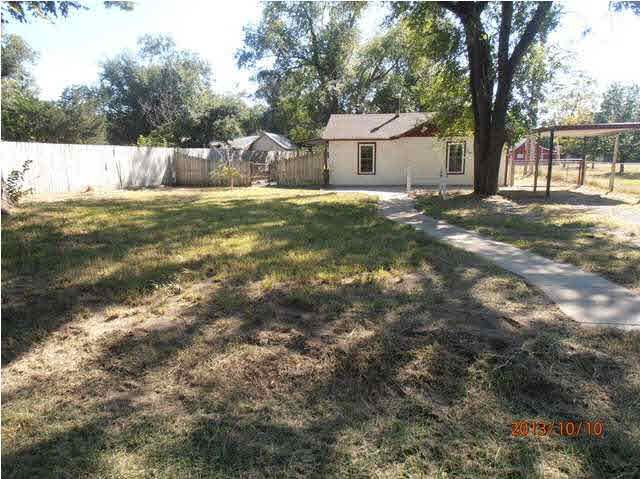 705 E 57th St S, Wichita, KS 67216