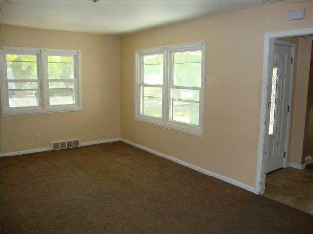2227 S Pershing, Wichita, KS 67218