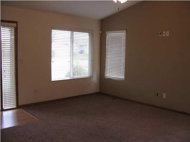 12014 E Mainsgate St, Wichita, KS 67226