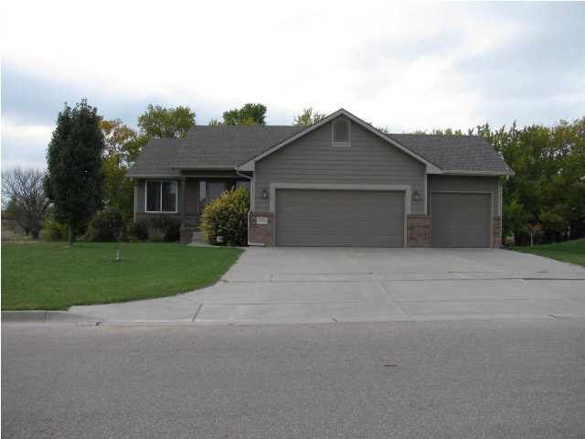 12014 E Mainsgate St, Wichita, KS 67226