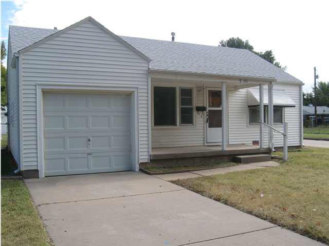 1502 N Pinecrest, Wichita, KS 67208