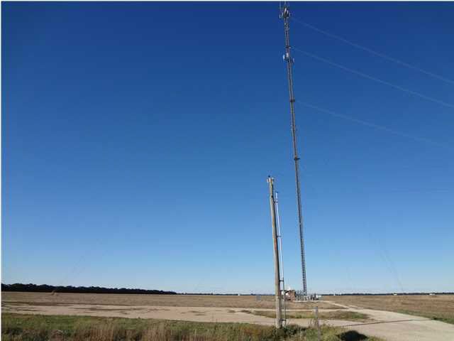 1704 NW 36th St, Newton, KS 67114