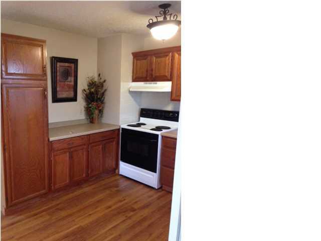 8918 E Dos Rios, Wichita, KS 67207