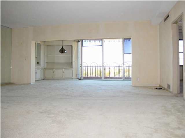 5051 E Lincoln UNIT 10 E, Wichita, KS 67218