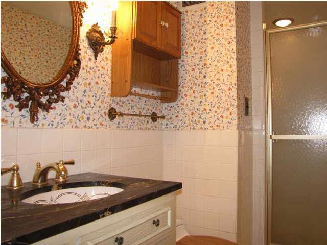 5051 E Lincoln UNIT 10 E, Wichita, KS 67218