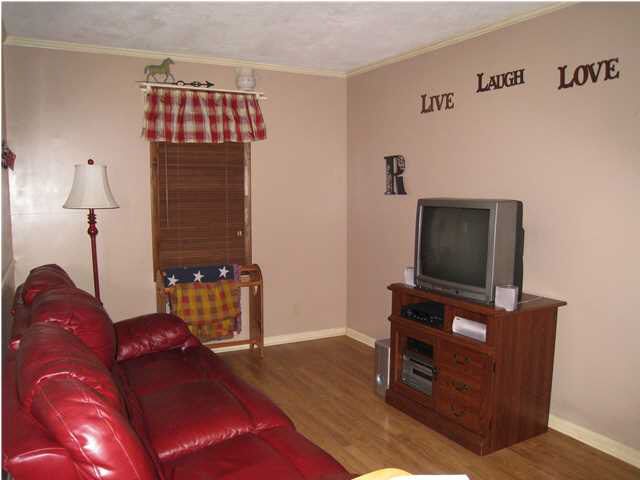 524 E 4th St, Goddard, KS 67052