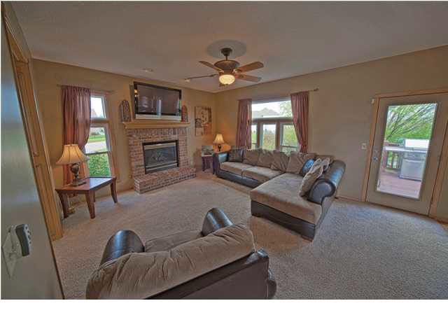 318 E Lakecrest, Andover, KS 67002