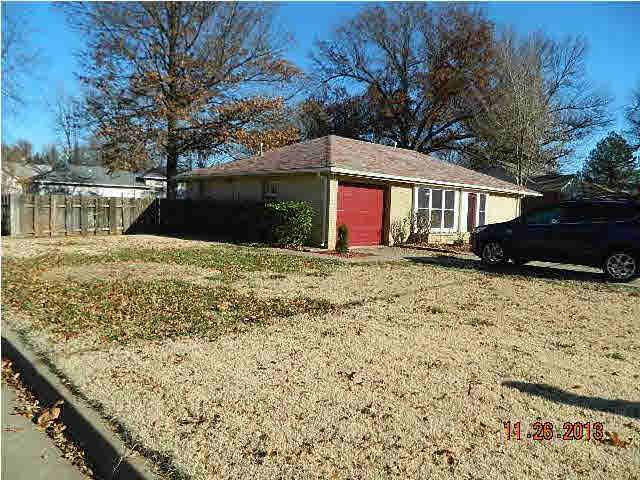 1204 Ann, Winfield, KS 67156