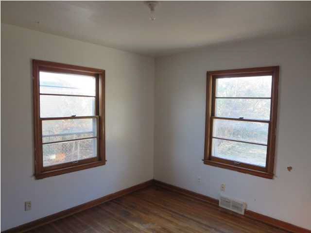 653 S Apache, Wichita, KS 67207