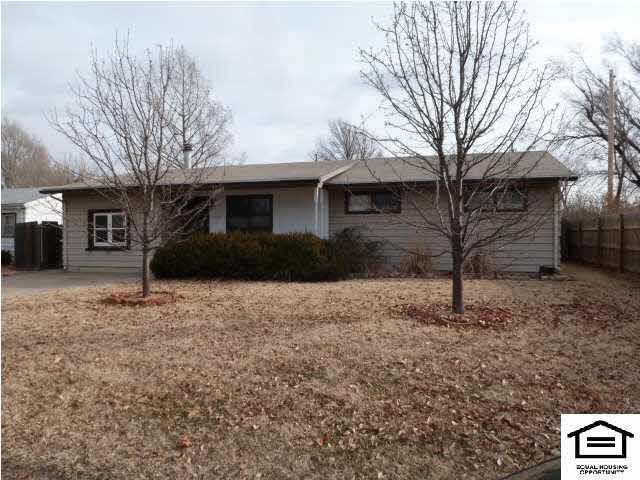 1016 Fairfield Ave, Newton, KS 67114