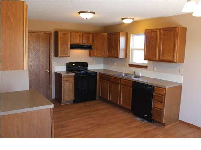 632 S Longbranch Dr, Maize, KS 67101