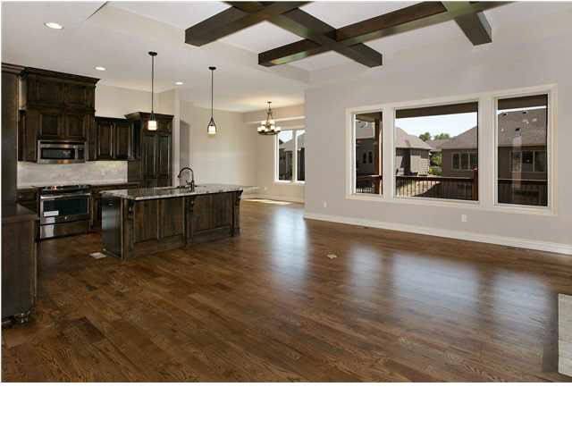 800 N Fairoaks Pl, Andover, KS 67002
