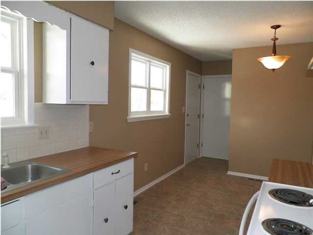 1005 N Elm, Newton, KS 67114