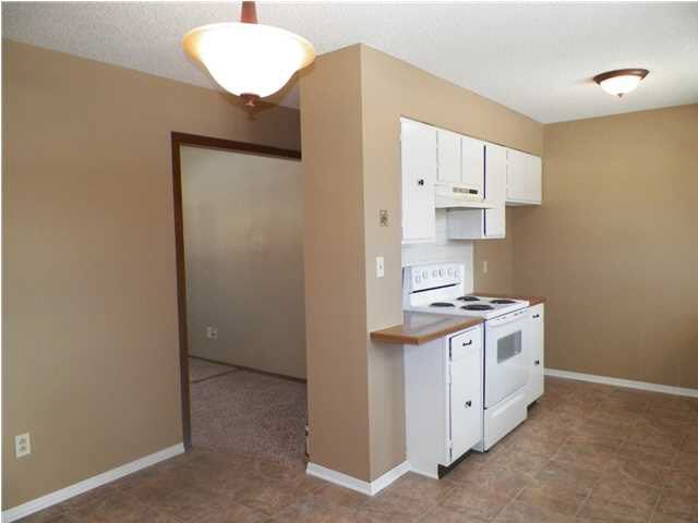 1005 N Elm, Newton, KS 67114