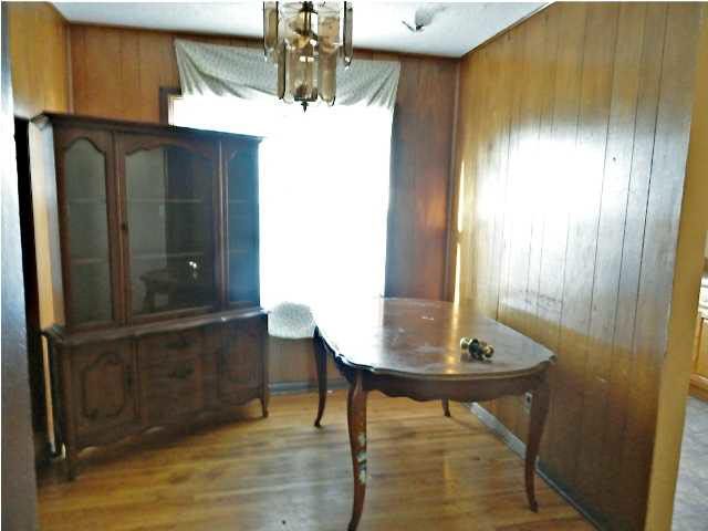 2542 E Raleigh, Wichita, KS 67219