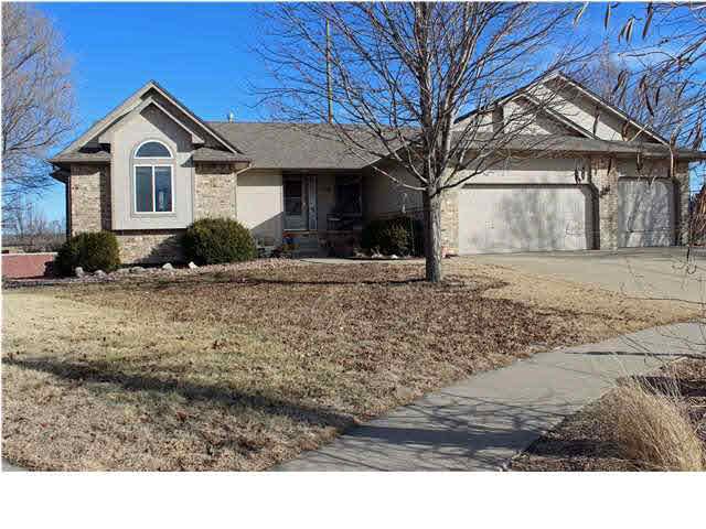 1754 E Southridge Cir, Derby, KS 67037