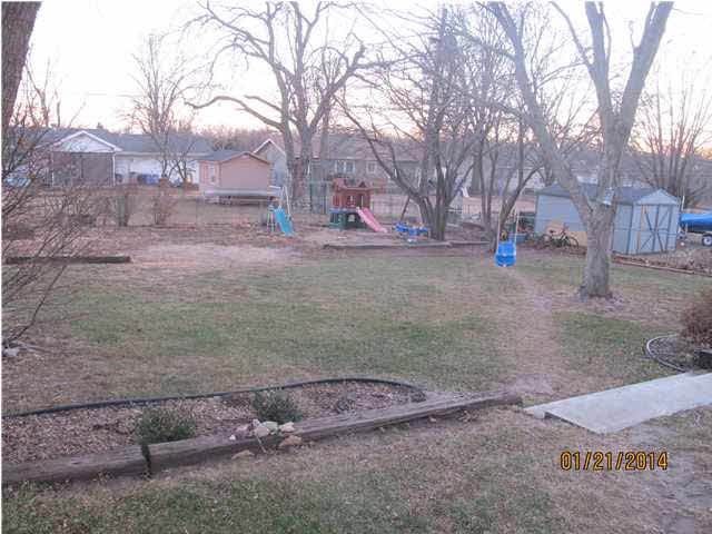 10227 W Binter, Wichita, KS 67212