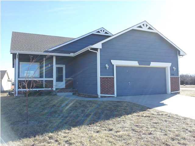 704 Wakefield, Valley Center, KS 67147