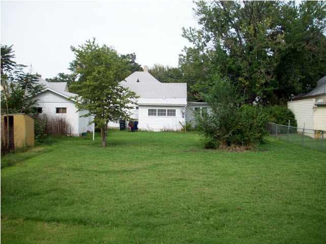 127 SW 3rd, Newton, KS 67114