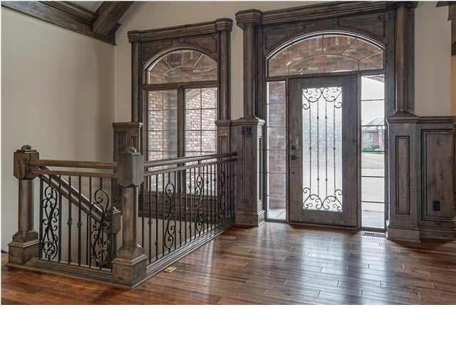 21 E Stonebridge Cir, Wichita, KS 67230