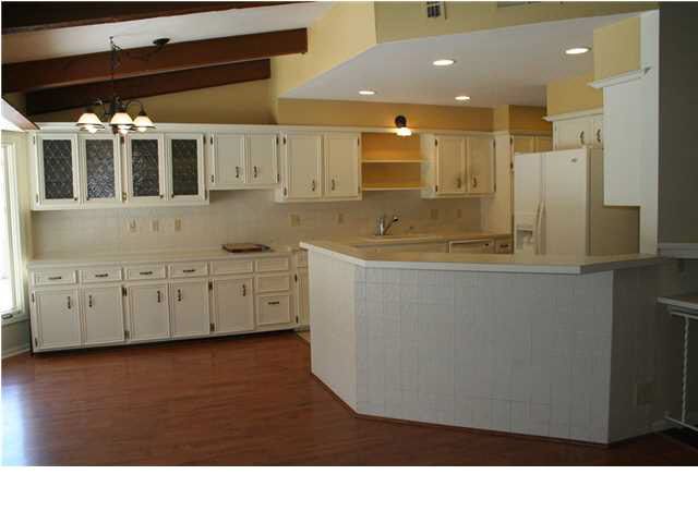 7533 E Killarney Ct, Wichita, KS 67206