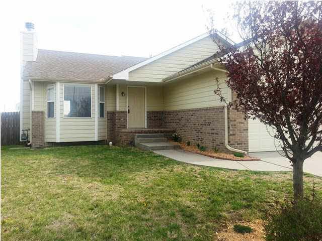 2040 N Ruger Cir, Andover, KS 67002