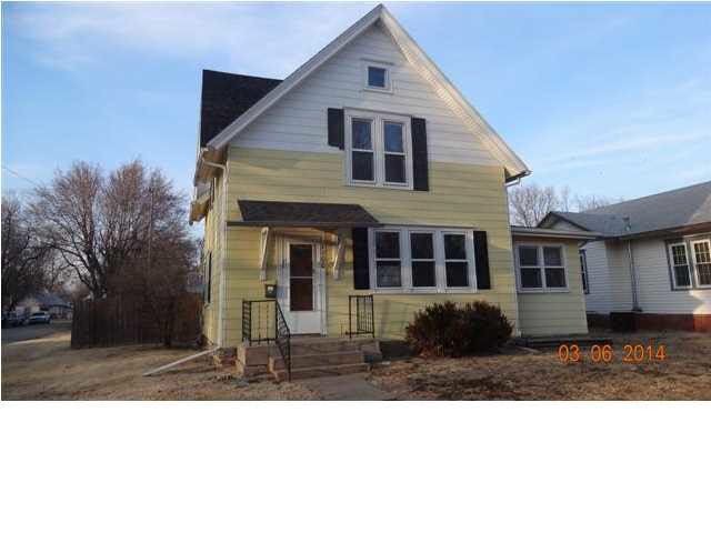 1100 E 6th, Winfield, KS 67156