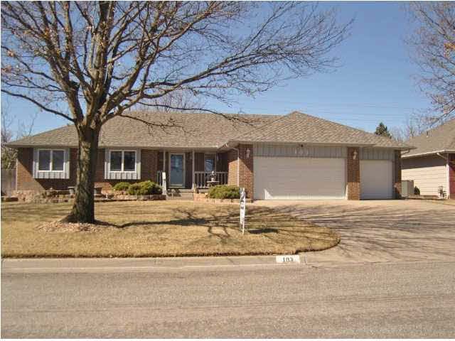 103 S Pine Grv, Wichita, KS 67209