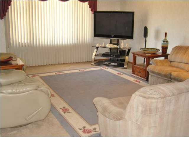 103 S Pine Grv, Wichita, KS 67209