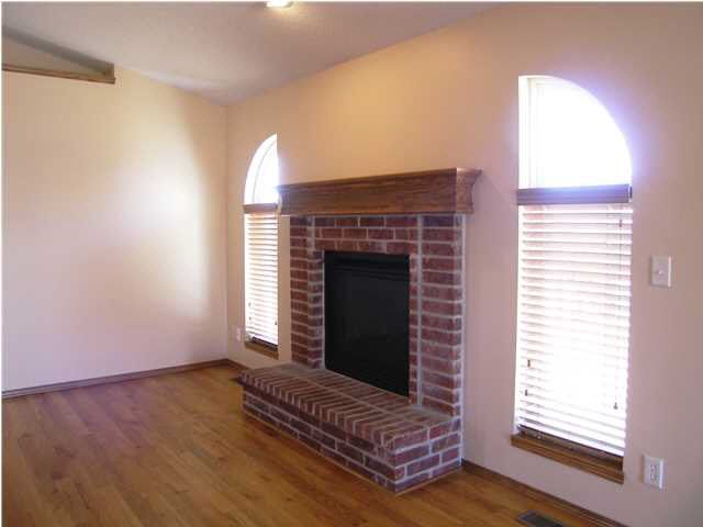 1321 S Summit Rd, Derby, KS 67037