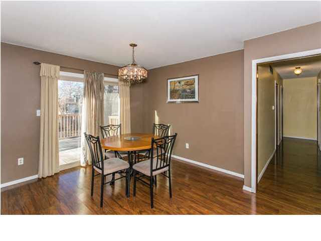 1413 E Virginia St, Derby, KS 67037